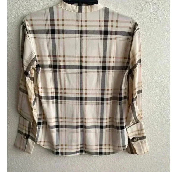 🆕Ann Taylor Whitecap Plaid Button-Cuff V-Neck Top XXS🆕 - Picture 4 of 11